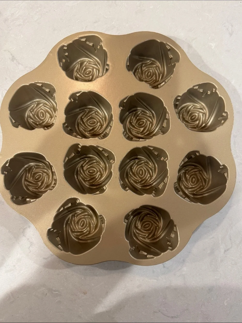 Nordic Ware Rose-Shaped 12-Cup Nonstick Cakelet Pan - Gold